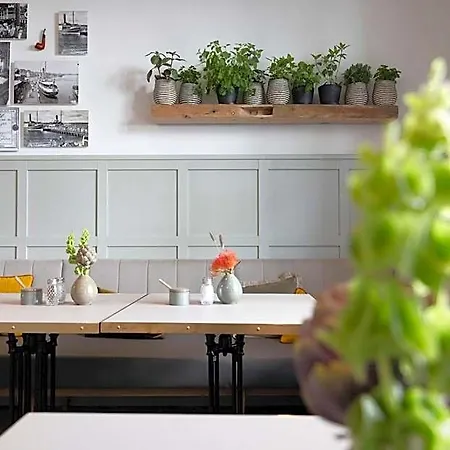 Boutiquehotel Petuh Am Hafen - Adults Only Hotel 4*