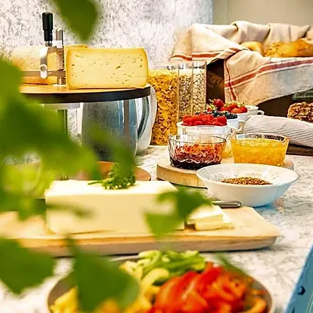 Boutiquehotel Petuh Am Hafen - Adults Only Hotel 4*