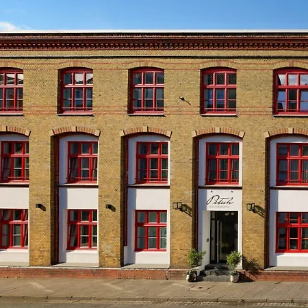 Boutiquehotel Petuh Am Hafen - Adults Only Otel Flensburg