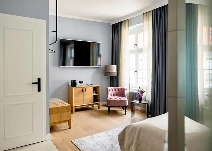 Boutiquehotel Petuh 4*